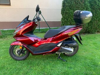 Honda PCX 2022 1 majitel, 3 tis. km, TOP stav