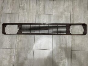 Moskvič 2140 přední maska