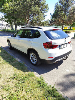 BMW X1, rok 2013, 318D,105kw, X Drive , 213000 km