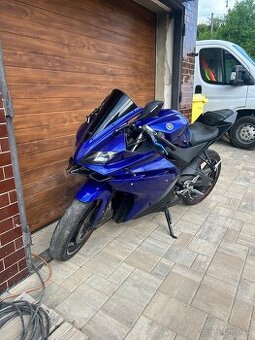 Yzf r 125 2011 - 1