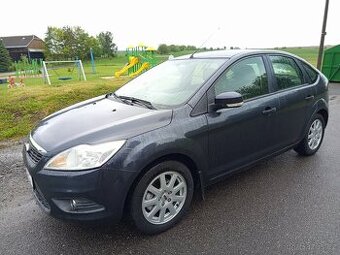 Ford Focus 1.6i 74kw Nová STK Facelift