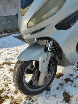 Malaguti Madison/Piaggio x7