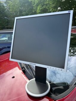 Monitor - 1