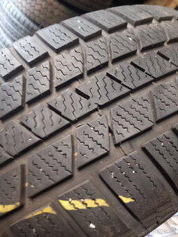 215/65R16 ZIMNÍ PNEU CONTINENTAL