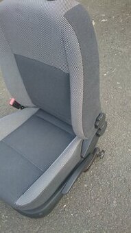 Skoda Octavia 1 předni sedačka,sedadlo řidič