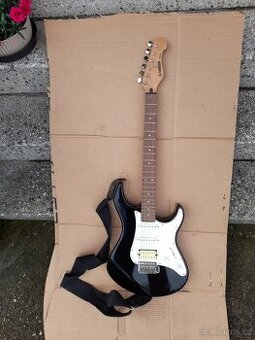 Elektrická kytara Yamaha EG 112