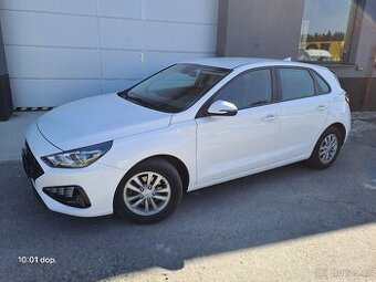 Hyundai i30 1.5DPi-benzin COMFORT r.22 1.majiteli PLNÝSERVIS