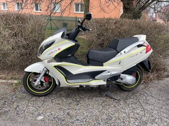 Prodám maxiskútr Jonway Nexus 6 – 125ccm