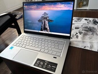 Notebook Acer Swift 3 14” kovový - top stav