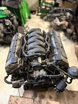 Motor M60B40 V8 4.0l