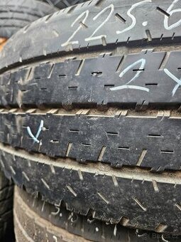 225/65R16C 112/110T NOKIAN