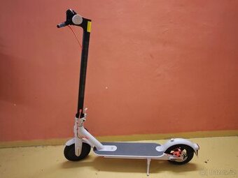 Nová elektrokoloběžka Xiaomi Mi Electric scooter 3 záruka