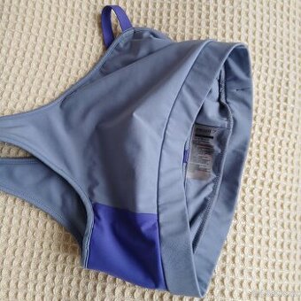 Sportovní podprsenka