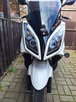 Kymco Downtown 125