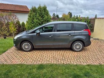 Peugeot 5008, 1,6 HDI, 7 míst, panar.okno, klima