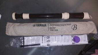 Zobcová flétna Yamaha YRS-32B
