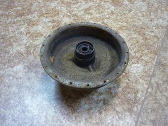 Jawa pérák přední střed