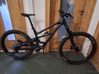 Nová YT Capra core 1 2025