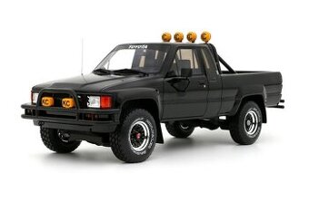 Toyota Hilux SR5 1985 1:18 OttoMobile