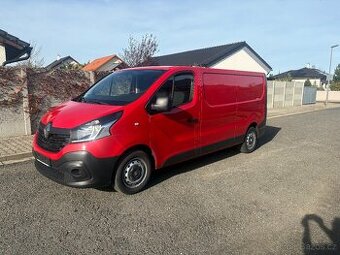 Renault Trafic long 1.6 DCI, 70KW 11/2017 175000km NOVÁ STK