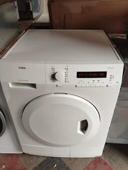 Sušička AEG s tepelným čerpadlem na 7kg