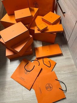 Hermes krabice a tašky