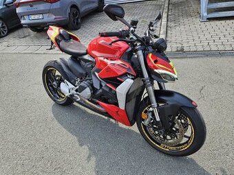 Ducati streetfighter v2