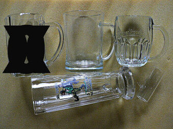 PIVNÍ (sklo, otvíráky, polštář)+VINNÉvěci, NOŽE aj.