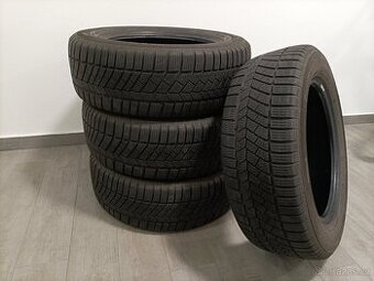 Zimní pneu ContiWinter Contact 205/60/16