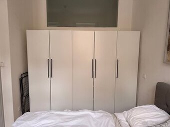 PAX šatní skříň