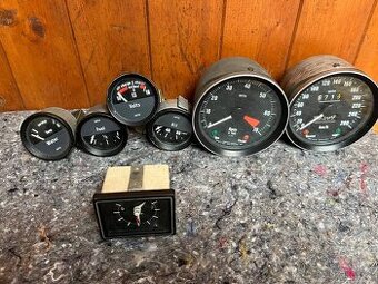 Jaguar XJ série 2 přístrojové budíky