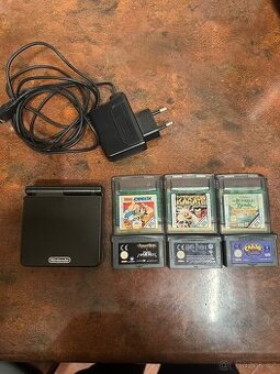 Nintendo Game Boy Advance SP (AGS-001) + 6 her + nabíječka
