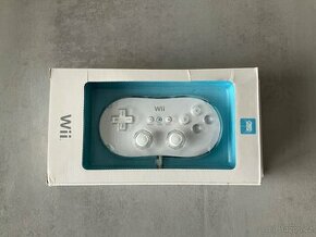 Nintendo Wii remote classic controller