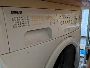 Funkční Pračka Zanussi