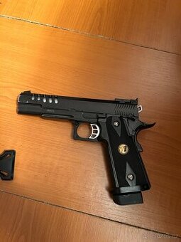 M1911