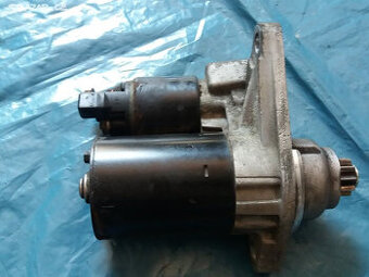 alternator,STARTER fabia 1,2 htp-1,4mpi cena 1000kč KUS