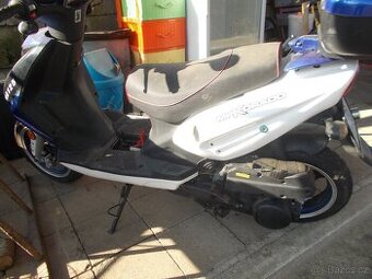 Prodám skůtr 125ccm MP KORADO