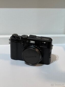Fujifilm X100F - 2 baterie, filtr, nabíječka