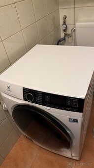 Pračka se sušičkou Electrolux EW8WN261B, 10/6kg