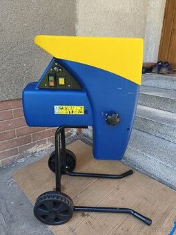 Prodám elektrický Válcový drtič EINHELL ELH 2501...