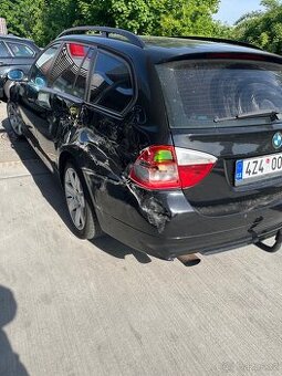 Prodám bourané BMW e91 320d M47