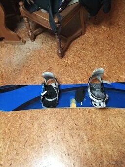 Snowboard a boty