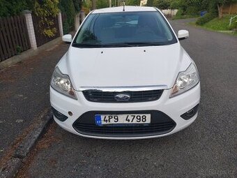 Prodám FORD FOCUS 1,6 - benzín