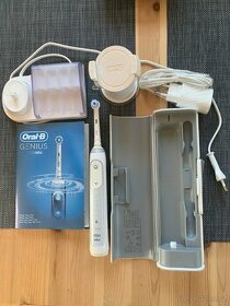 Zubni kartacek ORAL-B Genius 10000N