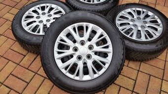 Zimní sada KIA / HYUNDAI R15 pneu 195/65/15 TPMS DOT 22