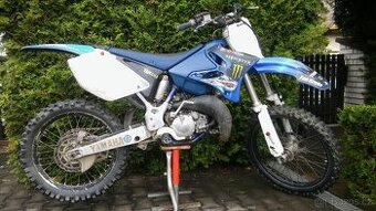 YAMAHA yz 125 cross