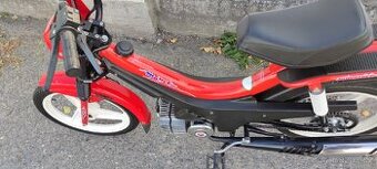 Moped manet Korado