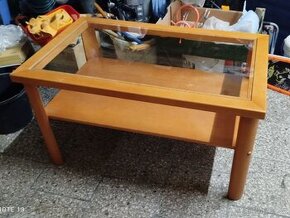 Konferenční stolek