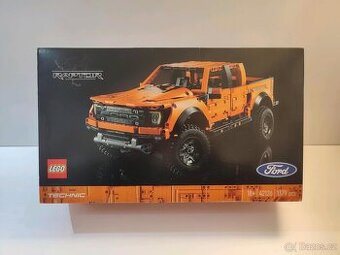LEGO Technic 42126 Ford F-150 Raptor