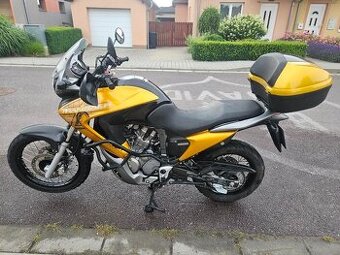 HONDA XL700V Transalp, r. v. 2009, najeto 28 955km